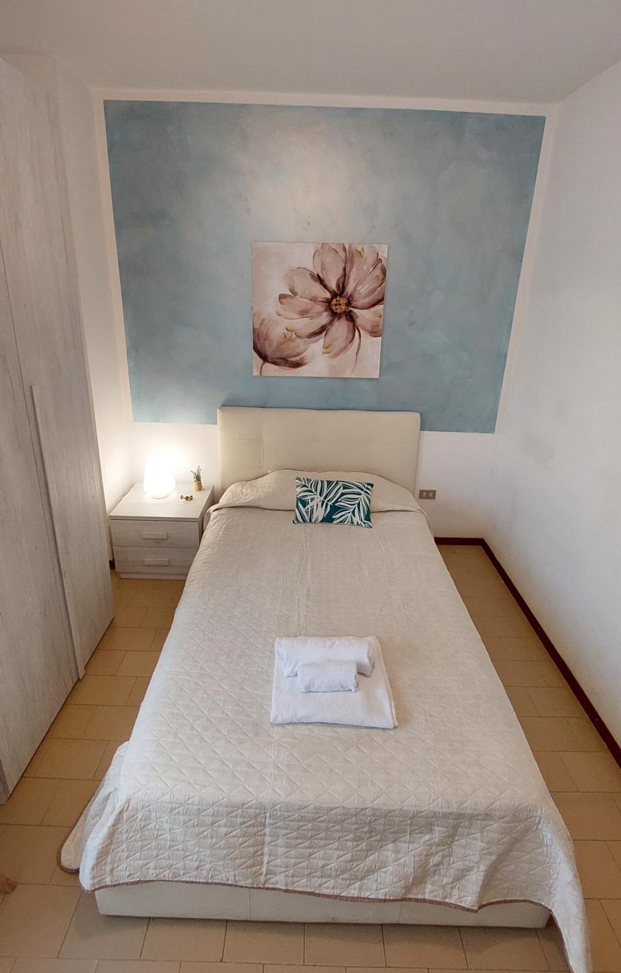 Betulla Lake View Apartment Lazise Exterior foto