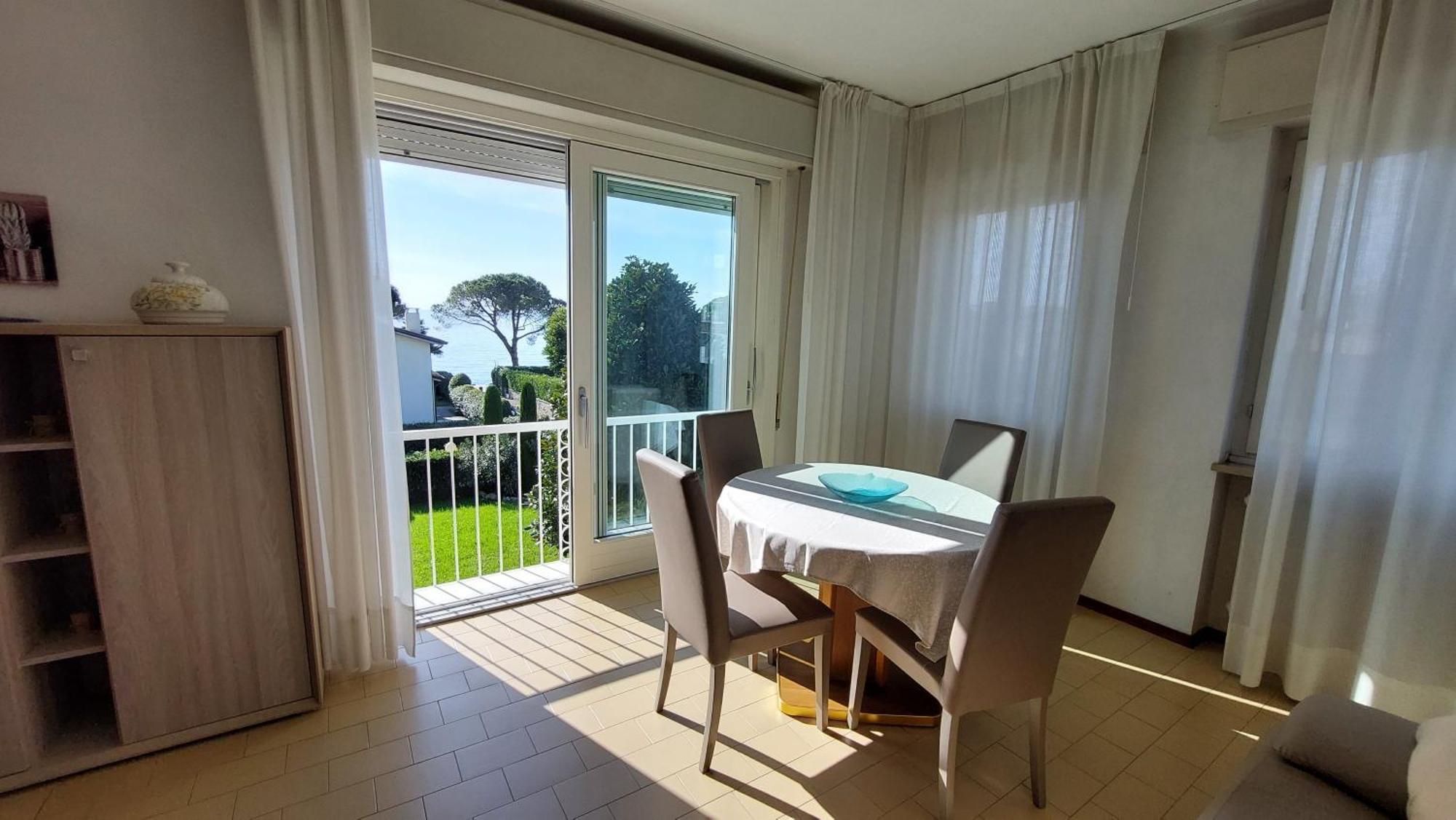 Betulla Lake View Apartment Lazise Exterior foto